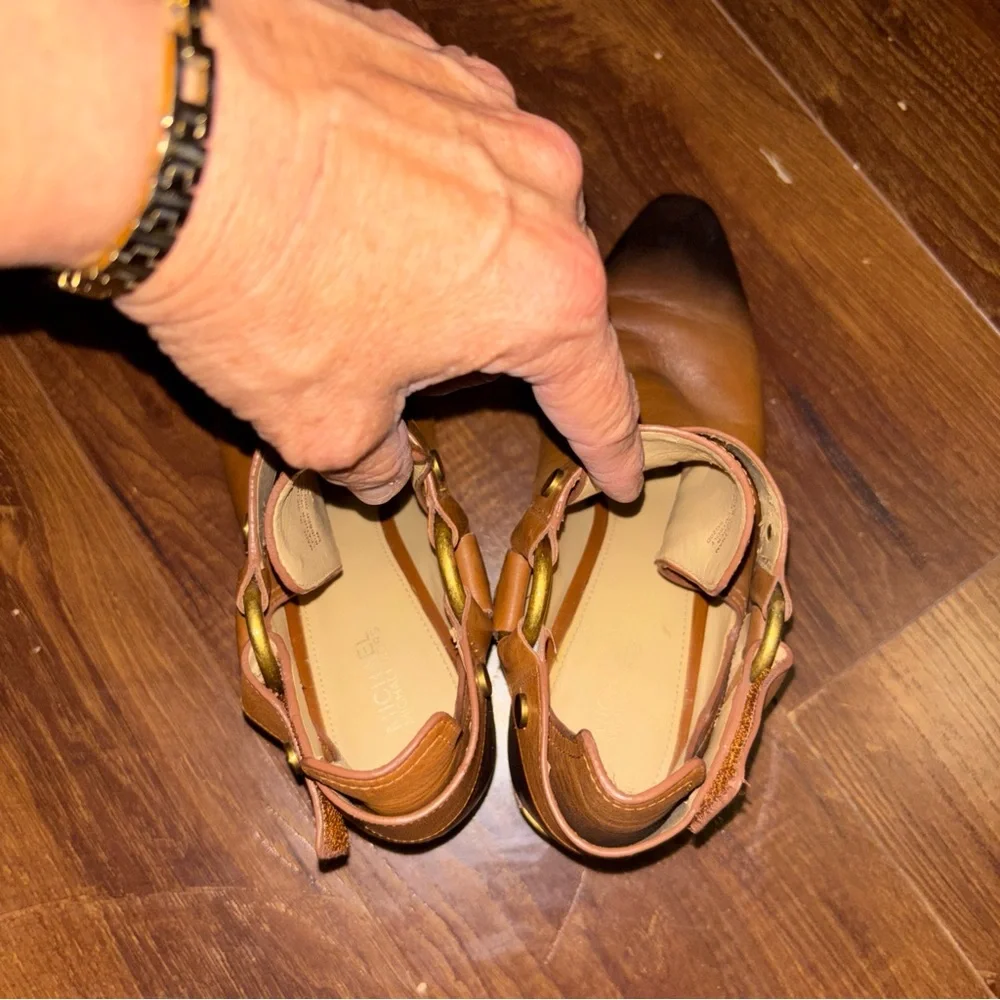 Michael Kors Brown Heeled Boots With Gold Rings. Size 6M Women - Picture 3 of 10